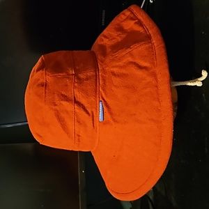 Wallaroo Casual Traveler Hiking Sun Hat Red